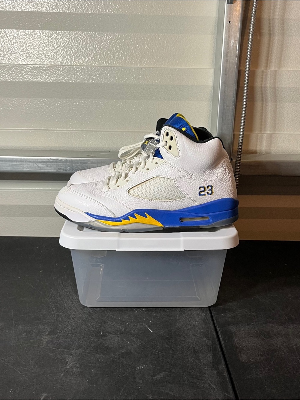 Size 10.5 - Jordan Air Jordan 5 Retro Laney 2013